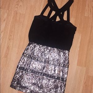 Sequin strappy pencil skirt dress! 🖤